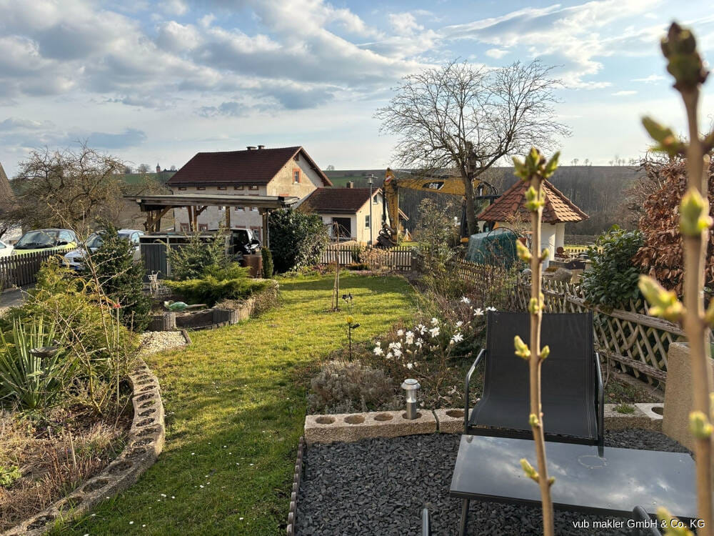 Immobilie in Wiesau - Doppelhaushälfte mit viel Platz zum Entfalten in Wiesau - Bild 1