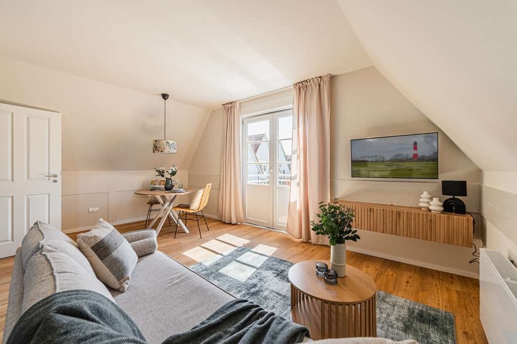 Immobilie in Pellworm - Gemütliche 2-Zimmer-Wohnung - nur wenige Schritte von der Nordsee entfernt - Bild 2