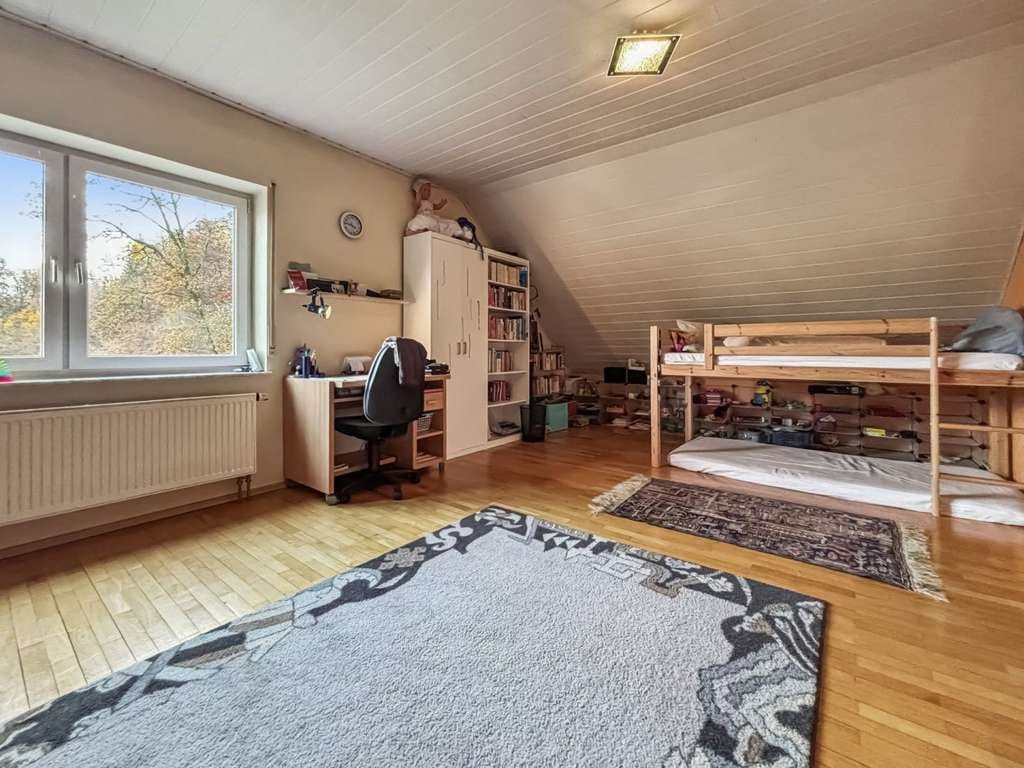 Immobilie in Heigenbrücken - Panorama-Residenz mit Zukunft: Großzügiges Anwesen inklusive zwei voll erschlossener Baugrundstücke - Bild 4