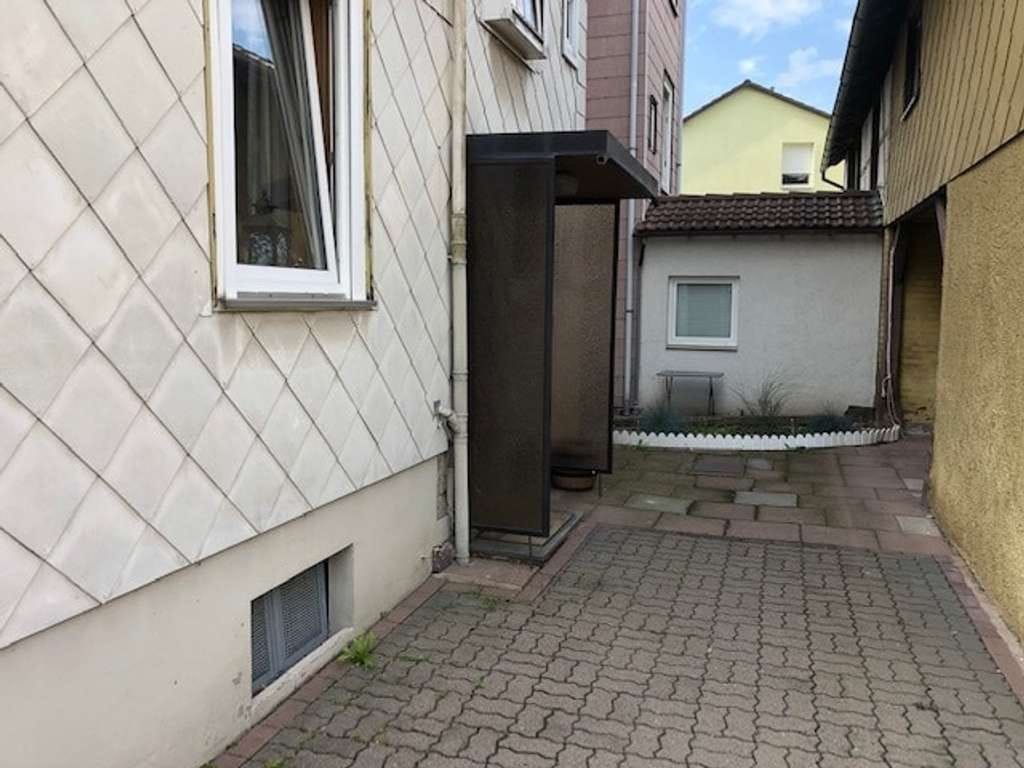 Immobilie in Holzminden - Komplett vermietetes 3-Familienwohnhaus im Zentrum von Holzminden - Bild 1