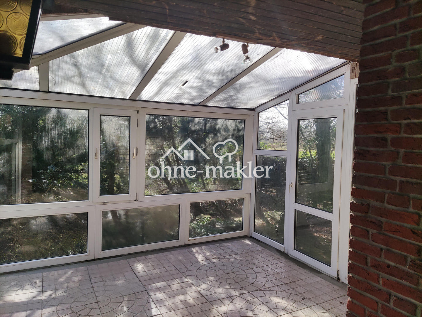 Immobilie in Halbemond - Einfamilienhaus und altes Schulgebäude auf großem Grundstück in Halbemond (2 Handwerkerobjekte) - Bild 4
