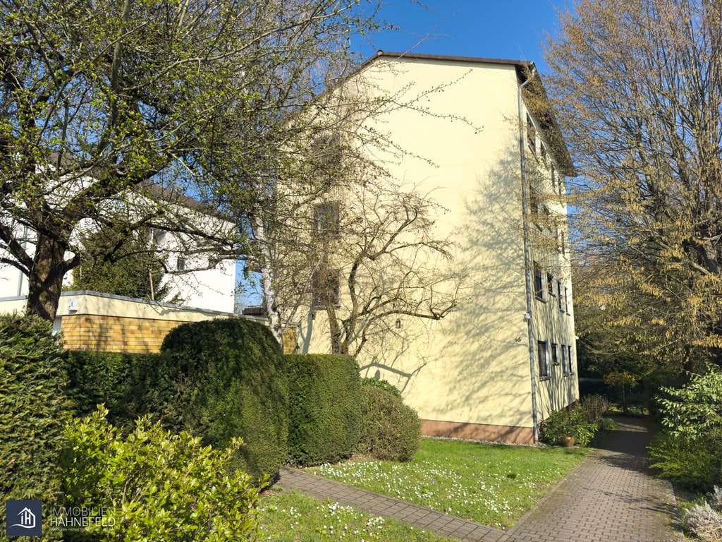 Immobilie in Bad Soden - Sanierungschance mit Potenzial – 2-Zimmer-Wohnung in Top-Lage von Bad Soden - Bild 0