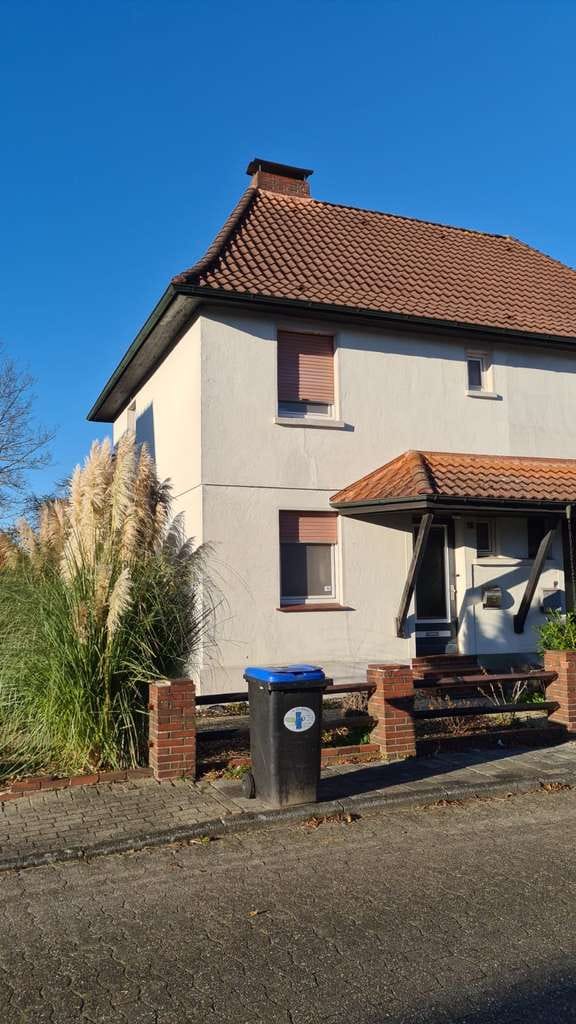 Immobilie in Varel - Doppelhaushälfte in Varel - Bild 0