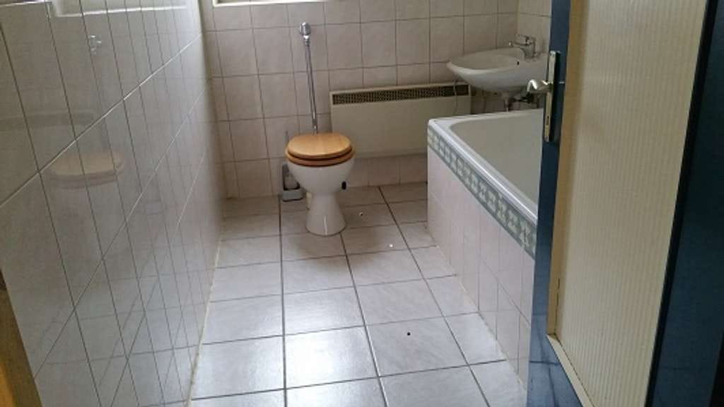 Immobilie in Weiden in der Oberpfalz - Lukratives Dreifamilienhaus in aufstrebender Lage beim Klinikum / Weiden - Bild 2
