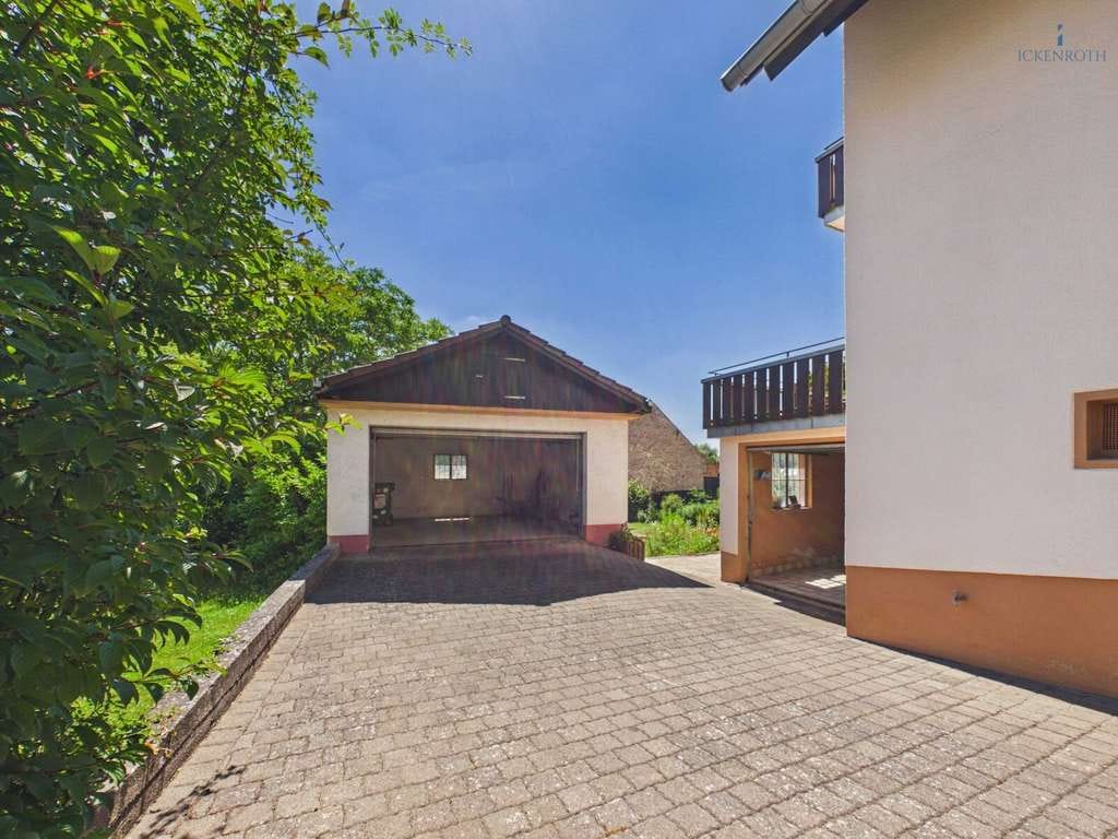 Immobilie in Bolanden - **Schönes EFH mit gr. Garage, guter Raumaufteilung & toller Gartenfläche - gute, ruhige Lage!** - Bild 3