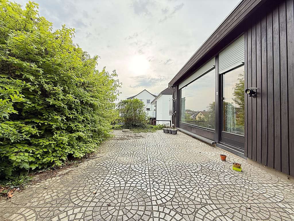 Immobilie in Friolzheim - Großzügiges Einfamilienhaus / Bungalow mit Einliegerwohnung und Garten in Friolzheim - Bild 4