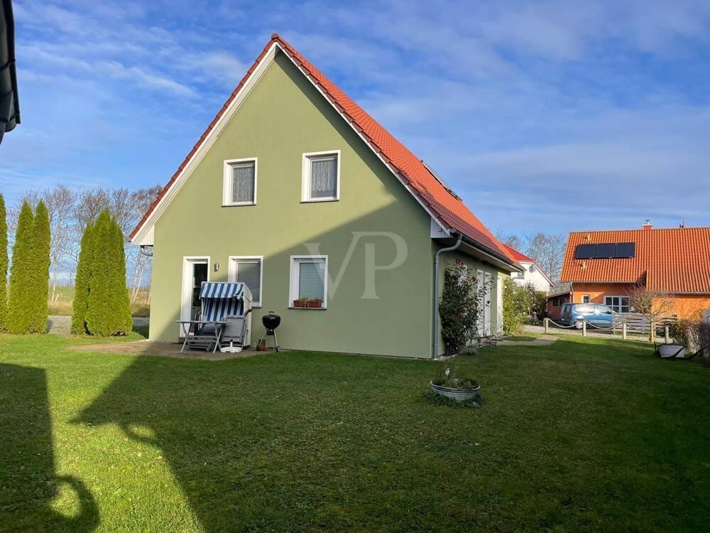 Immobilie in Putgarten - Kap Arkona: Zweifamilienhaus A mit hochwertiger Ausstattung - Bild 1