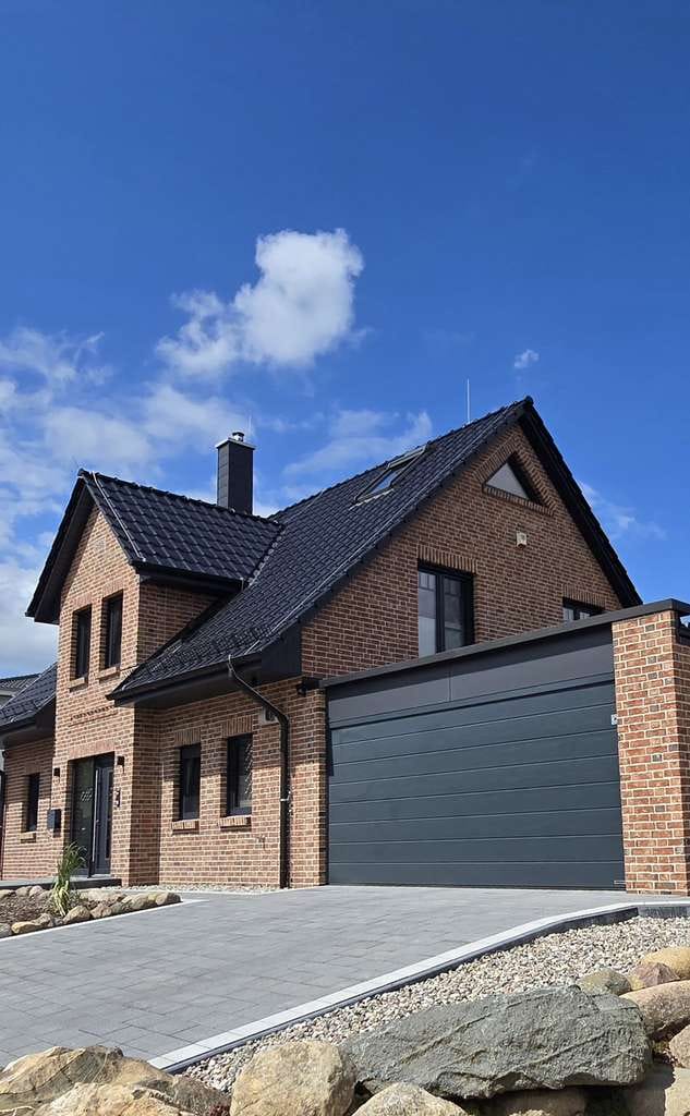 Immobilie in Jesendorf - Premium Living am See – stilvoll & energieeffizient A++ - Bild 1