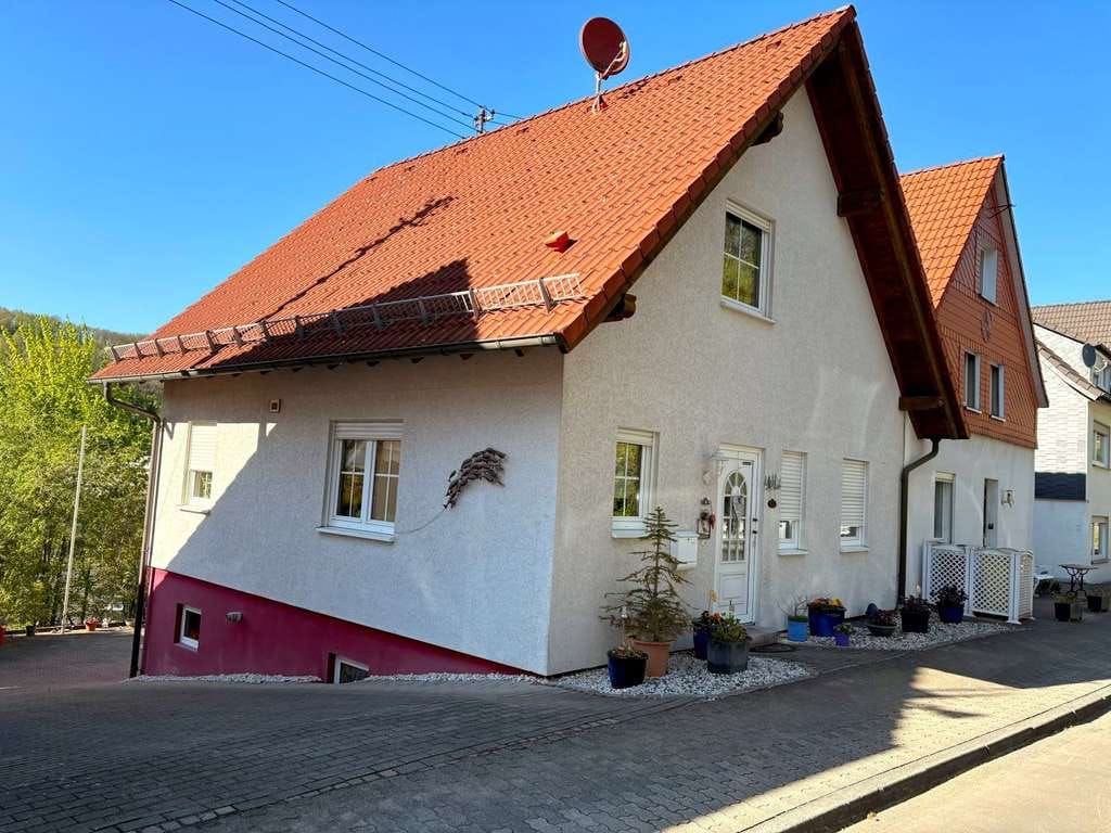 Immobilie in Netphen - Gepflegtes Einfamilienhaus mit gekündigtem Mietverhältnis in Tiefenbach - Bild 3