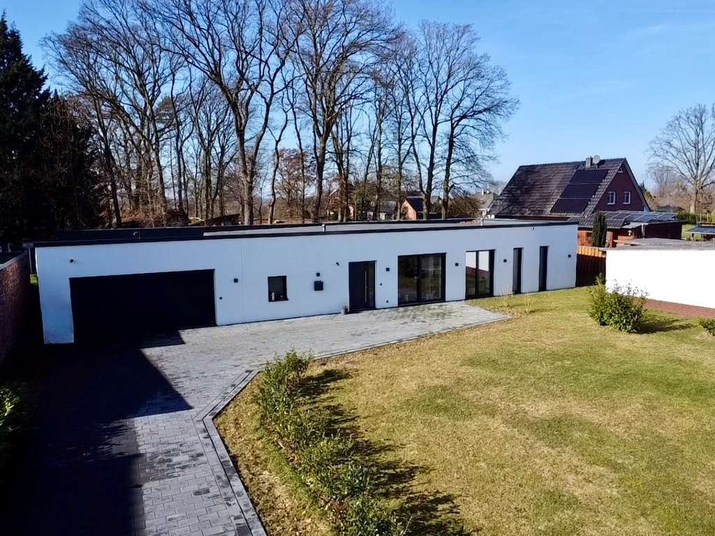 Immobilie in Drakenburg - Traumhafter Bungalow mit Terrasse und Doppelgarage in ruhiger Lage von Drakenburg / Smart Home! - Bild 1