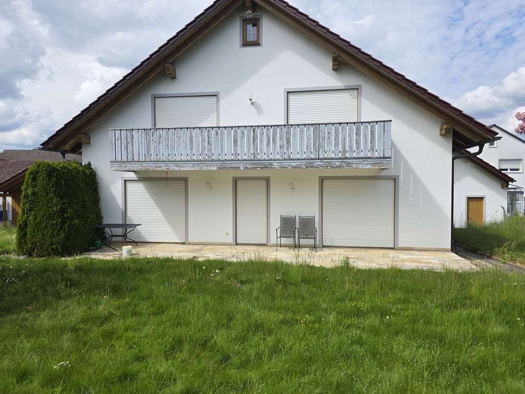 Immobilie in Stammham - Ihr neues Zuhause: 120 m² Erdgeschosswohnung mit riesigem Südgarten - Bild 2