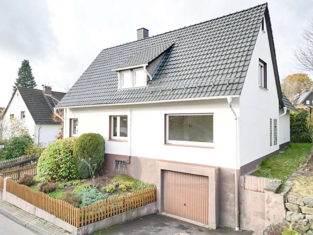 Immobilie in Kierspe - Zweifamilienhaus in Kierspe zentrale und ruhige Lage - Bild 4