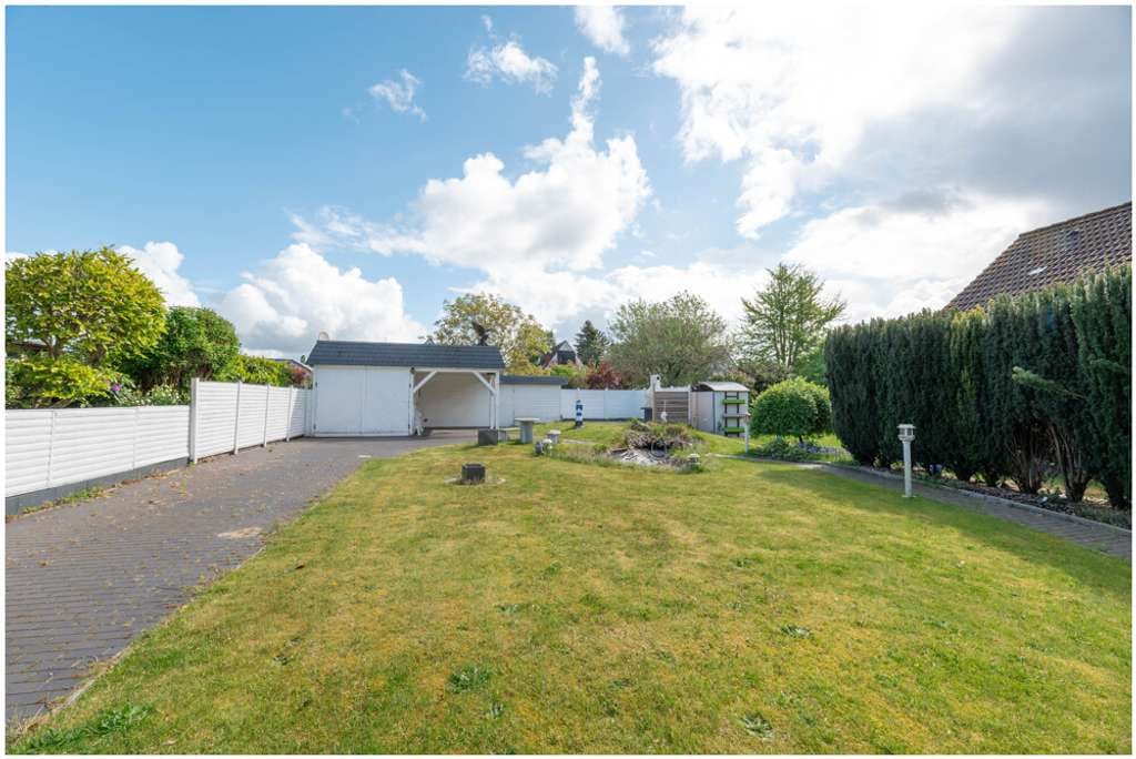 Immobilie in Horst - Individuelles Einfamilienhaus mit Einliegerwohnung und Platz für diverse Ideen und Ihr Büro - Bild 3