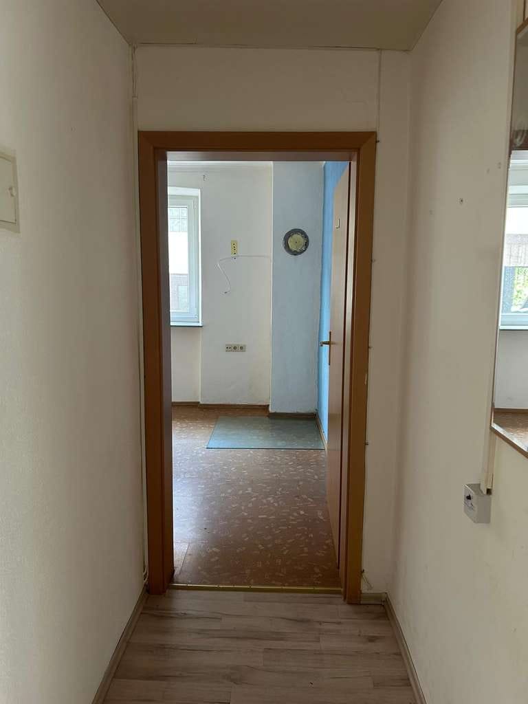 Immobilie in Untermünkheim - Erdgeschosswohnung mit Garten & Garage und Kaminanschluss - Bild 3