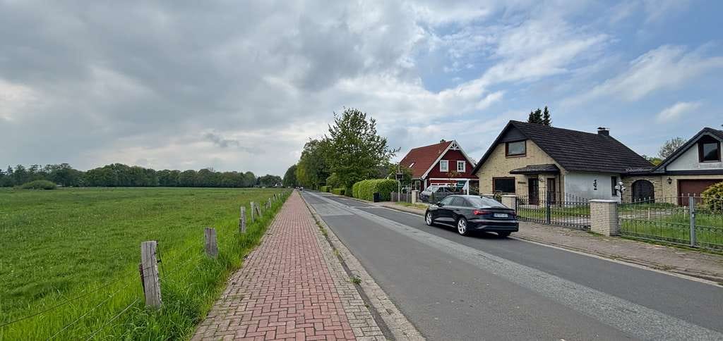 Immobilie in Schwanewede - Handwerker aufgepasst - Großzügiges Einfamilienhaus in Beckedorf - Bild 1