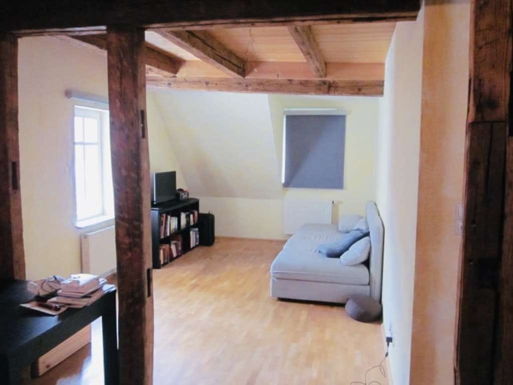 Immobilie in Brackenheim - VBU Immobilien - Altbau-Maisonette mitten in der Innenstadt  zeitlose Eleganz, zentrale Lage - Bild 2