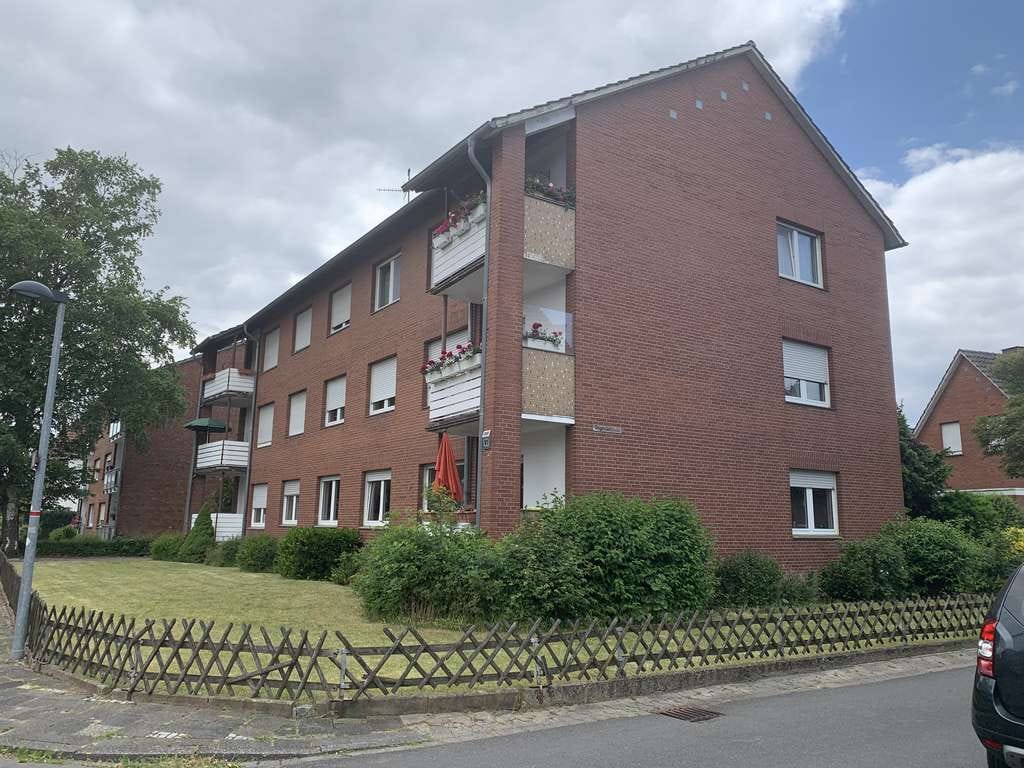 Immobilie in Rheine - Solides Mehrfamilienhaus mit 6 Wohnungen in ruhiger Stadtlage von Rheine - 494 m² + Ausbaureserve !! - Bild 3