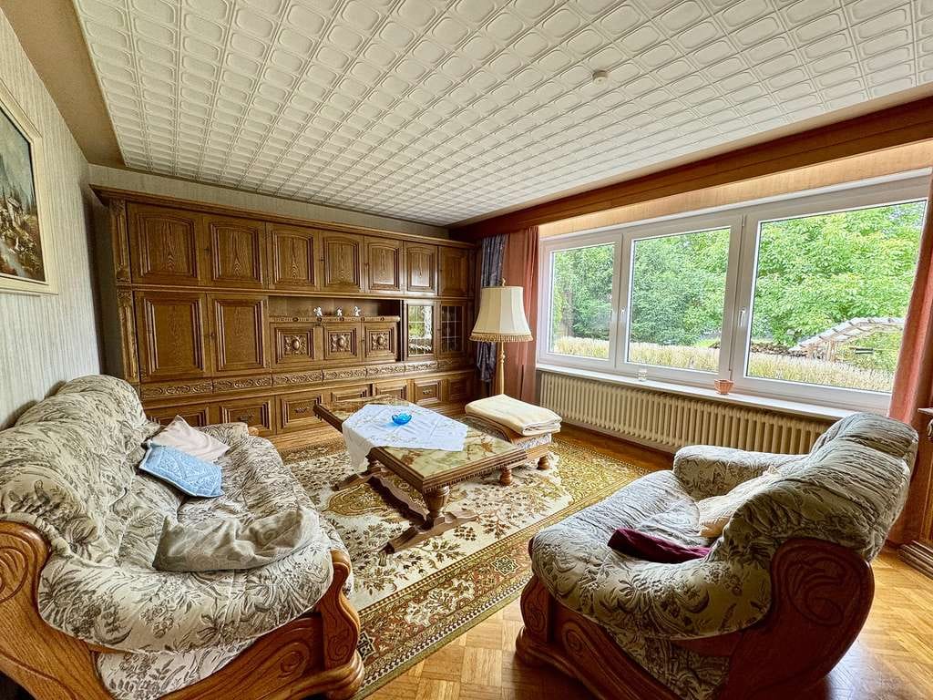 Immobilie in Altenkunstadt - Großzügiges Wohnhaus mit Garten in schöner Lage von Altenkunstadt - Bild 1