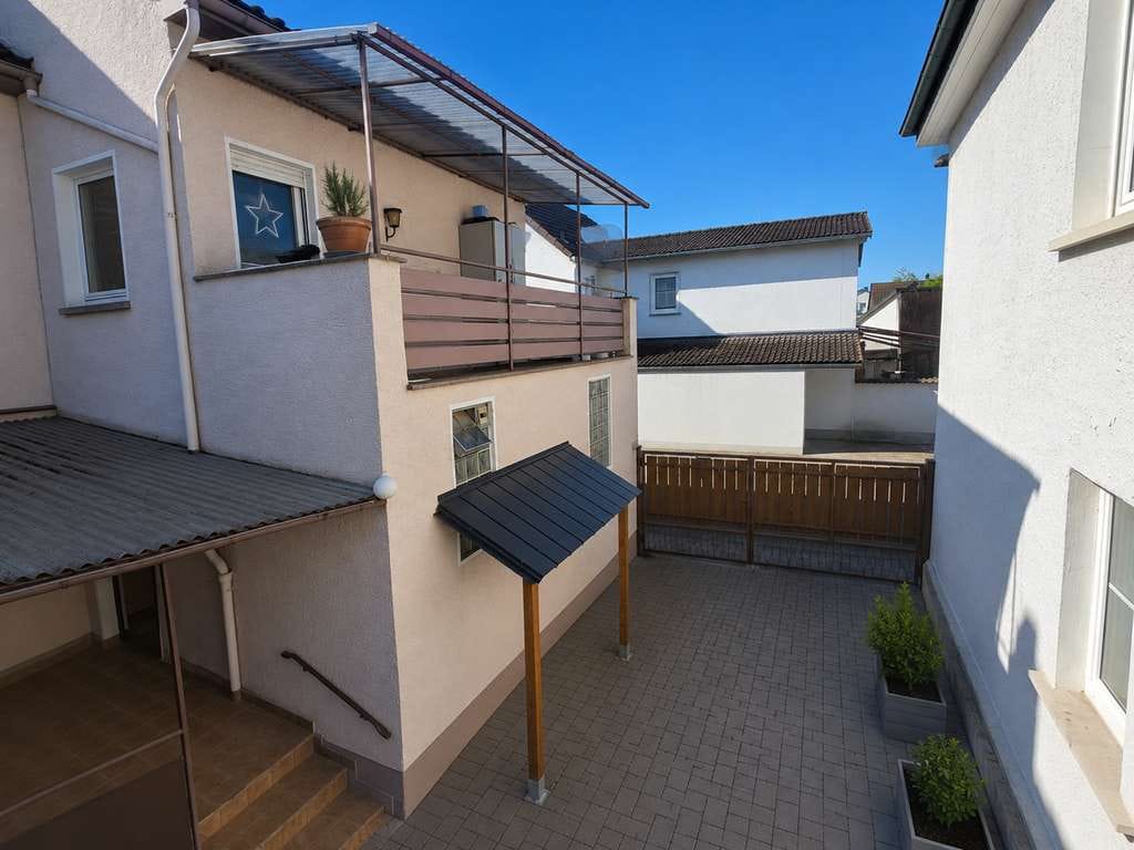 Immobilie in Mainhausen - Großzügiges 1-2 Familienhaus in zentraler Lage von Mainhausen! - Bild 1