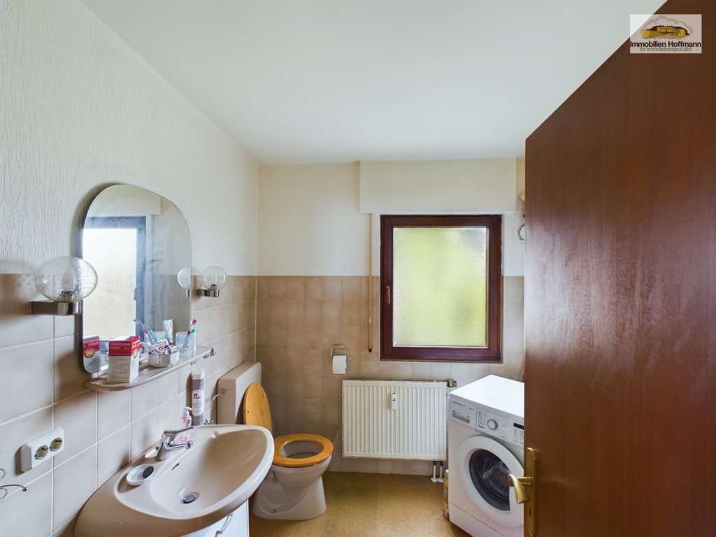 Immobilie in Birstein - Vielseitiges 2-Familienhaus mit Ausbaureserve & großem Garten in Birstein - Bild 4