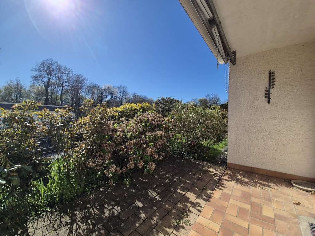 Immobilie in Bad Homburg vor der Höhe - Attraktive Erdgeschosswohnung mit Terrasse in zentraler Lage von Kirdorf - Bild 2