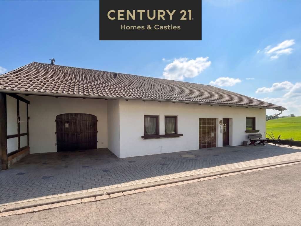 Immobilie in Käshofen - Country-Vibes pur. Ländlich, locker, Split Level, XXL-Terrasse & 3 Wohneinheiten - Bild 0