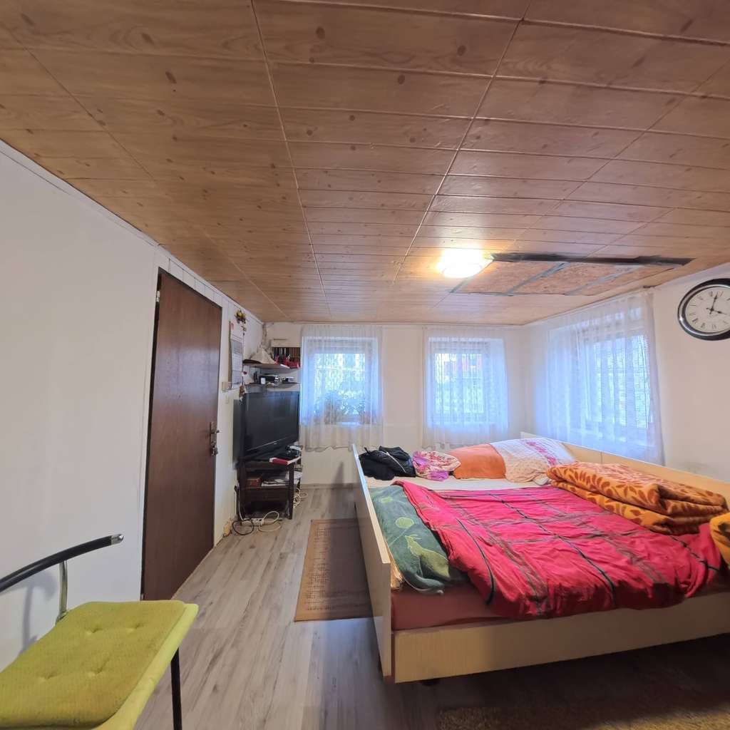 Immobilie in Süßen - DHH, Platzwunder mit Garten, Einliegerwohnung & Ausbaupotenzial – Ihr neues Projekt in Süßen! - Bild 4