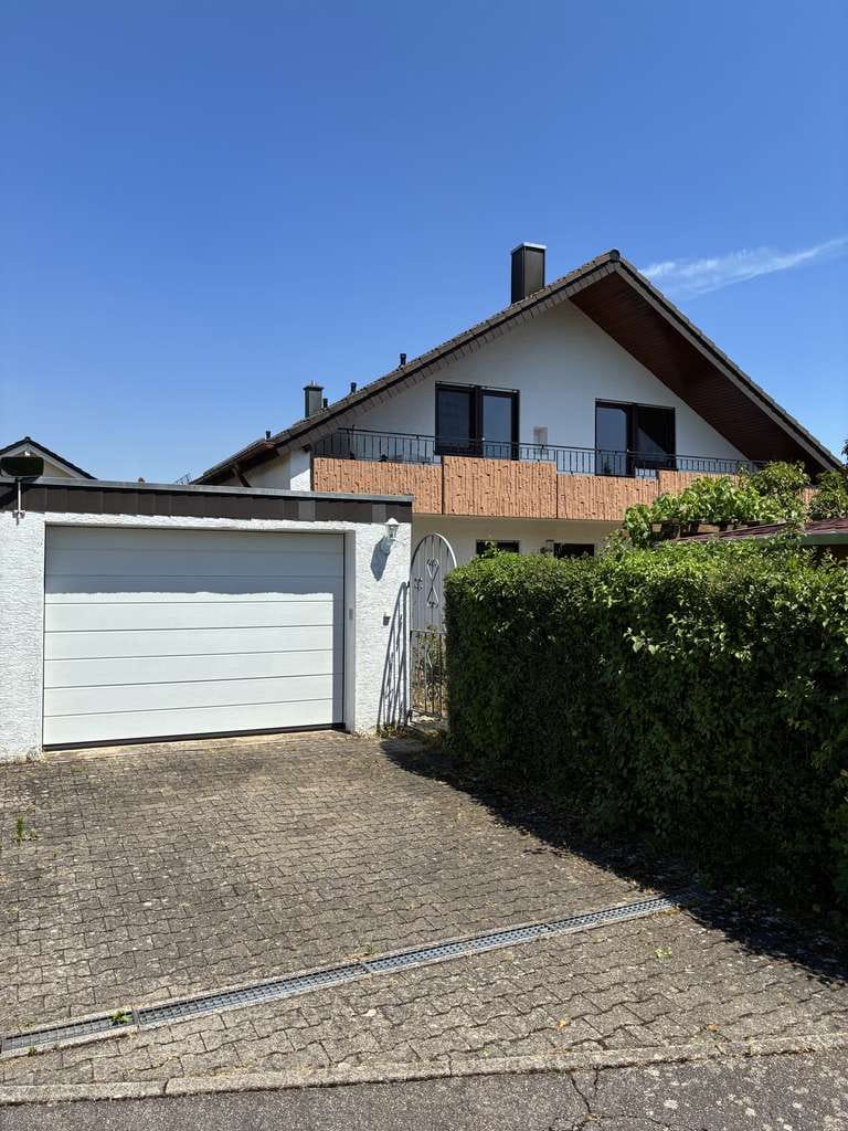Immobilie in Cleebronn - Familienfreundliche Doppelhaushälfte in ruhiger Sackgasse – sonniger Südgarten & viel Potenzial - Bild 1
