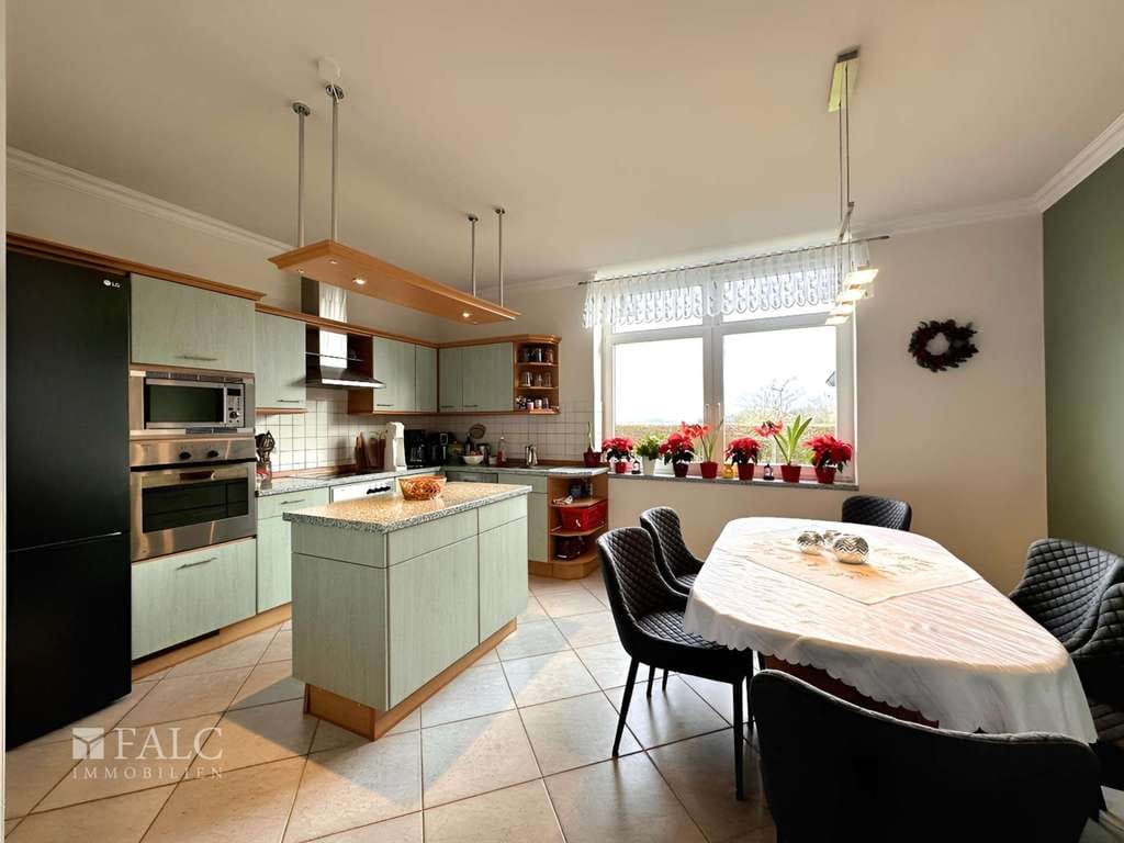 Immobilie in Seehof - ***Luxuriöses Wohn- und Anlageobjekt mit Seeblick, Sauna und Ferienwohnungen*** - Bild 4