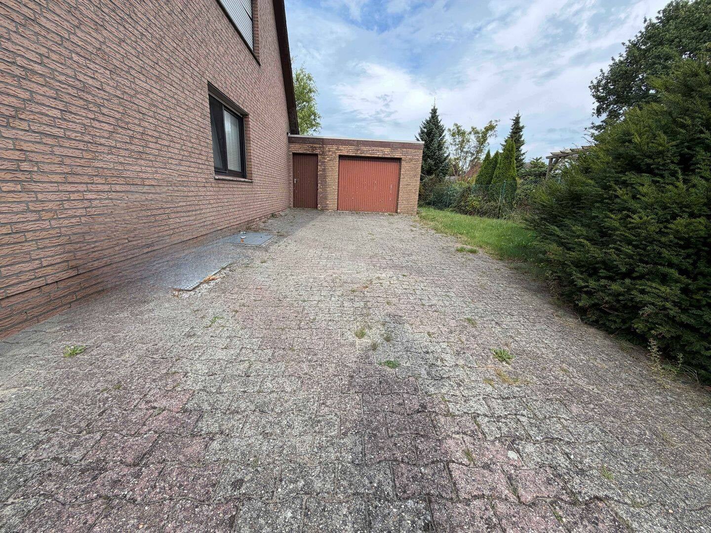 Immobilie in Dörpen - Provisionsfrei für Käufer! Raum für Ihre Ideen - großes Einfamilienhaus mit 1.100 m² Grundstück - Bild 3