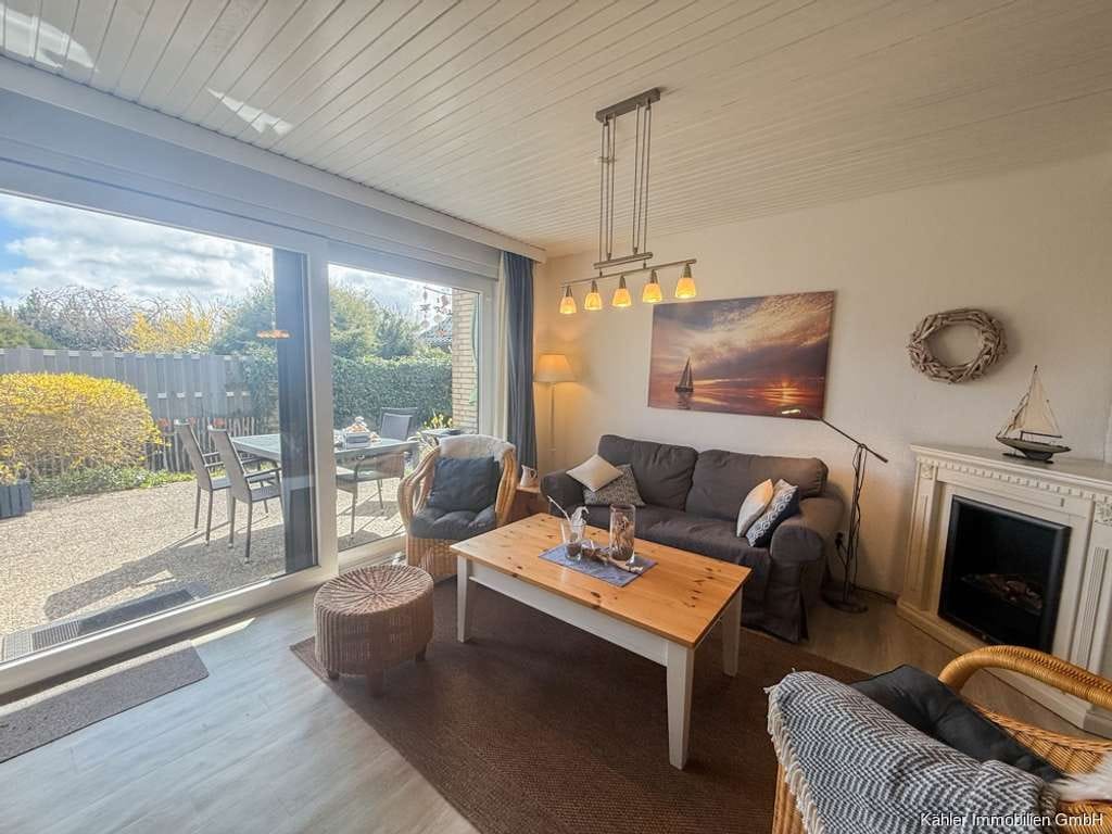 Immobilie in Büsumer Deichhausen - Sonnige 2-Zimmer-Wohnung mit großer Südterrasse in ruhiger Lage nahe Büsum - Bild 0