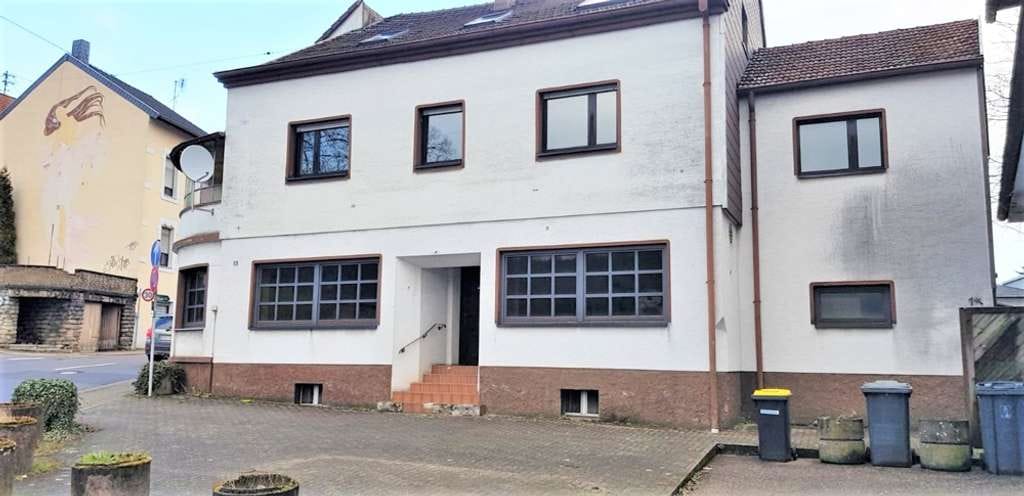 Immobilie in Merzig - Kapitalanlage oder Eigennutzung – Mehrfamilienhaus mit genehmigtem Ausbaupotenzial - Bild 0