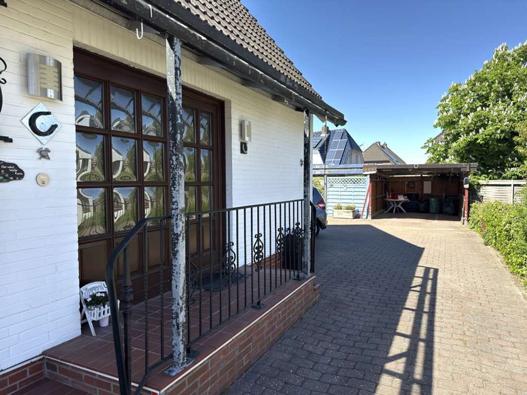 Immobilie in Heist - Ein Stück Landglück- Einfamilienhaus mit großem Grundstück, Dachterrasse & Garage - Bild 1