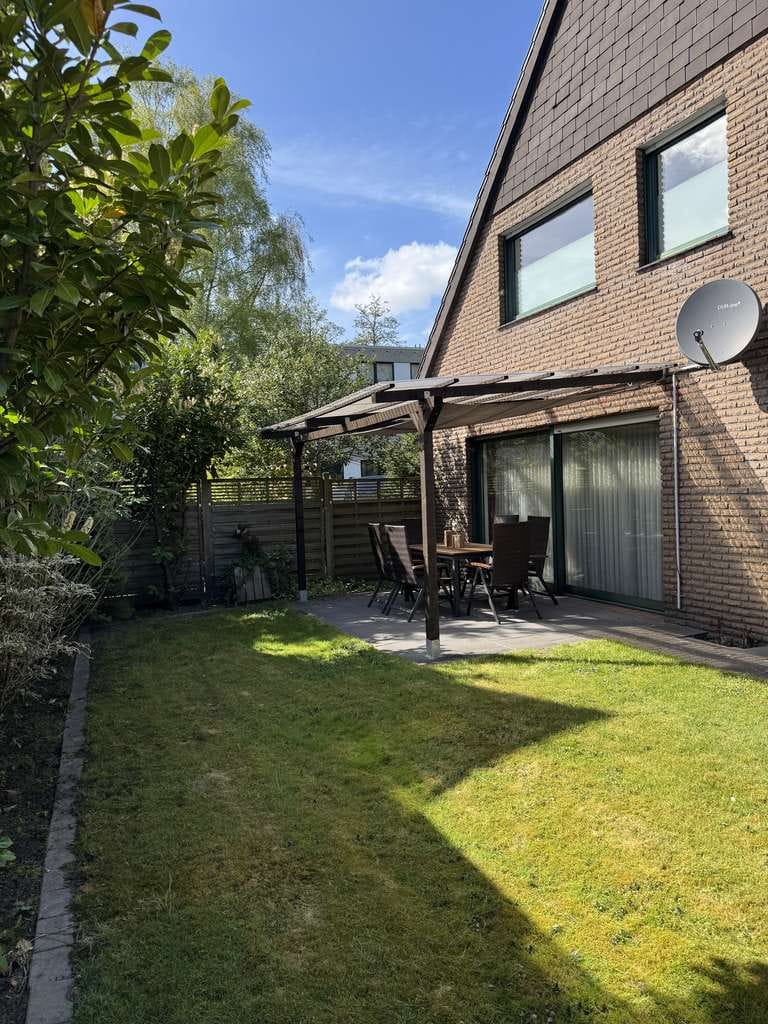 Immobilie in Papenburg - Einfamilienhaus mit 228 m² Wohnfläche in Papenburg Untenende - Bild 2