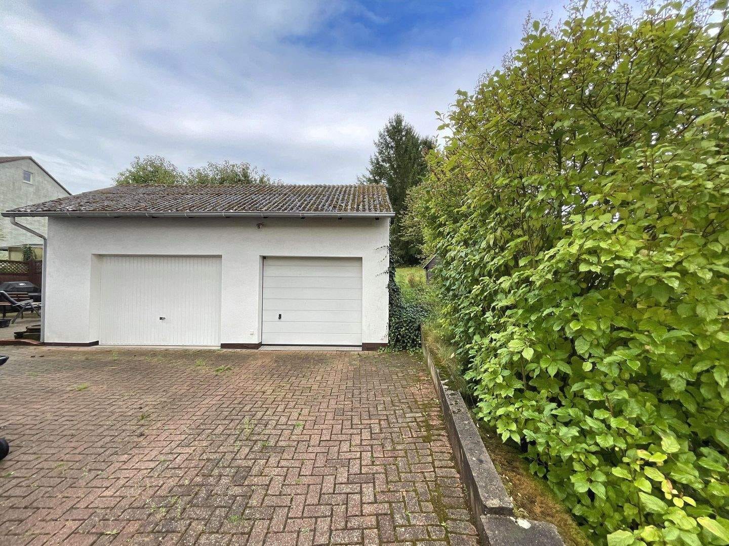 Immobilie in Helsa - Familienfreundliches Haus mit großem Grundstück - Bild 3