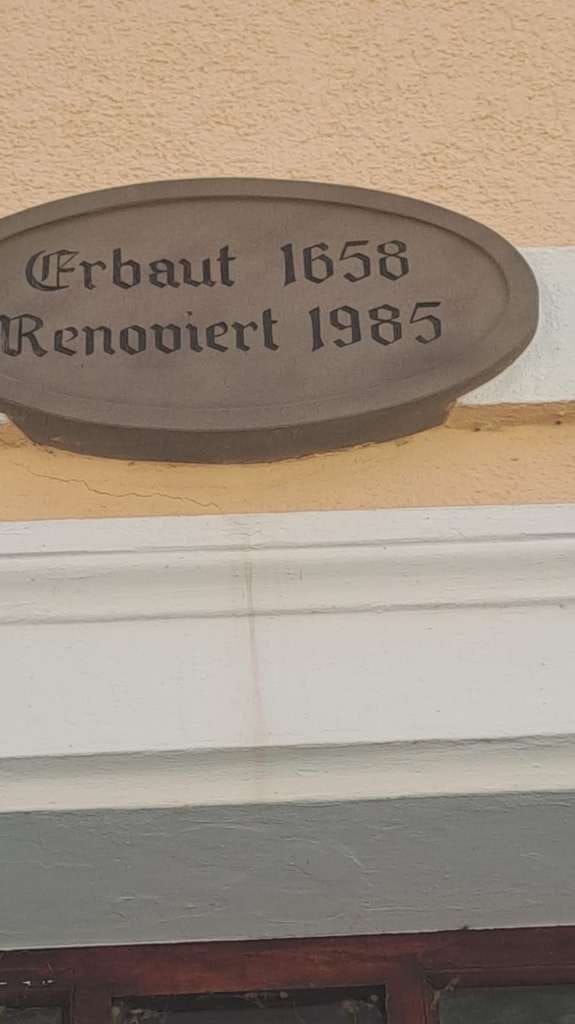 Immobilie in Ellwangen (Jagst) - Wohn- und Geschäftshaus in Top-Innenstadtlage - Bild 1