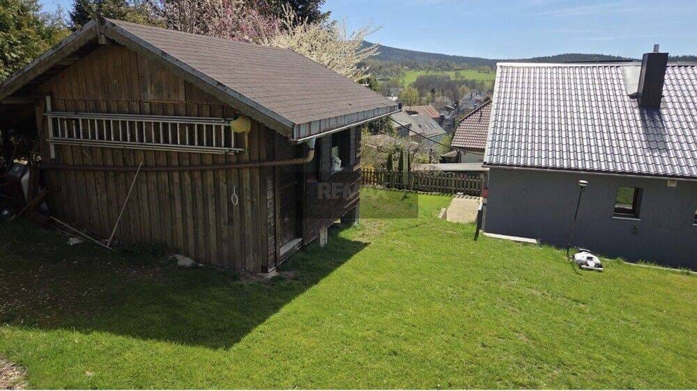 Immobilie in Tröstau - Modernisiertes Einfamilienhaus mit Wärmepumpe, PV, Garage, Stellplätze und  Einliegerwohnung - Bild 4