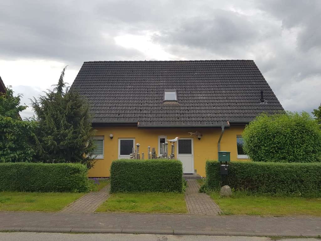 Immobilie in Stäbelow - Haus mit Einliegerwohnung und gepflegten Garten in Stäbelow *PROVISIONSFREI* - Bild 0