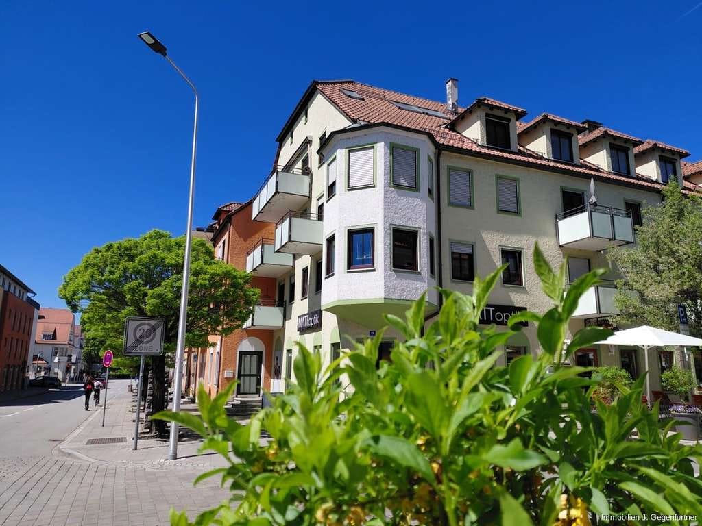 Immobilie in Deggendorf - Mitten in der Stadt. 2 - Zimmer Eigentumswohnung - Bild 1