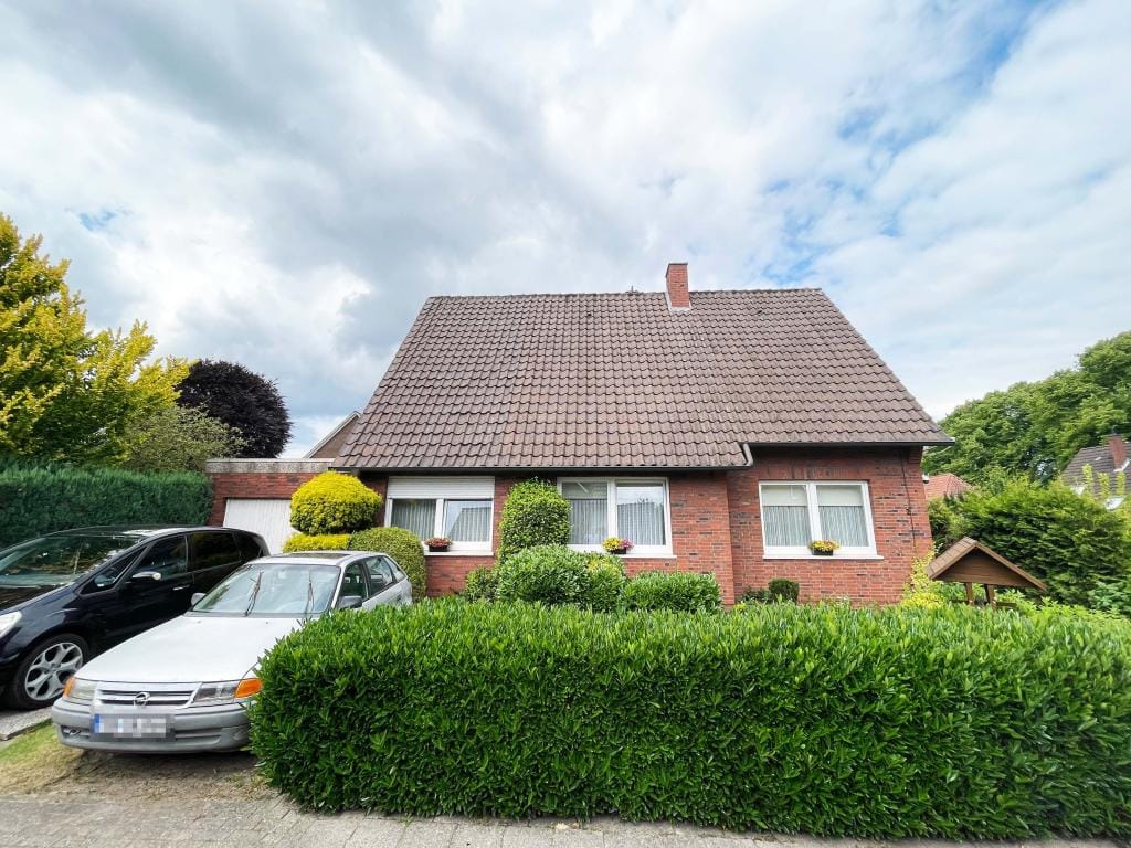 Immobilie in Sögel - Älteres Einfamilienhaus in guter Lage von Sögel - Bild 1