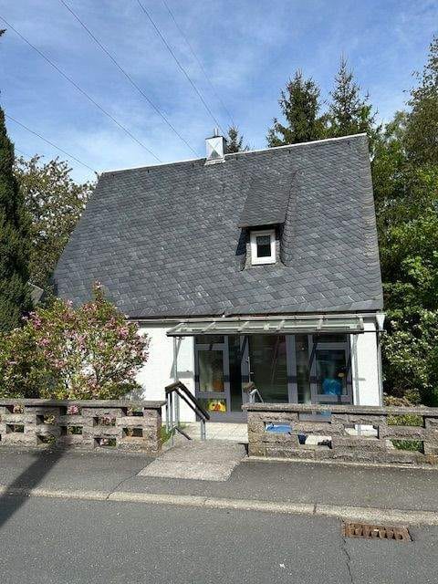 Immobilie in Frankenblick - Attraktives Einfamilienhaus in ruhiger, ländlicher Lage von Mengersgereuth-Hämmern - Bild 0