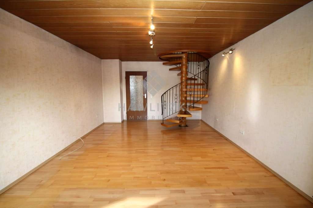 Immobilie in Wörth am Rhein - Großzügiges Wohnen mit Hauscharakter - Maisonettewohnung mit Garten und viel Raum zum Leben! - Bild 2