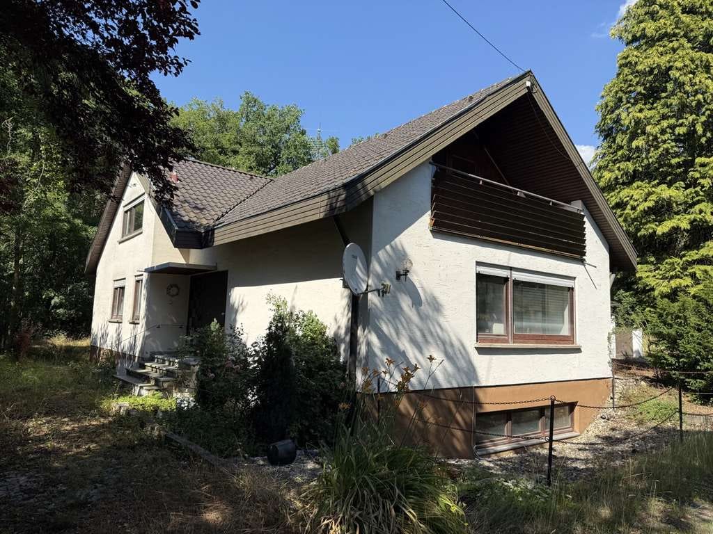 Immobilie in Blaufelden - Zweifamilienhaus in ruhiger Wohnlage von Blaufelden-Wiesenbach - Bild 0