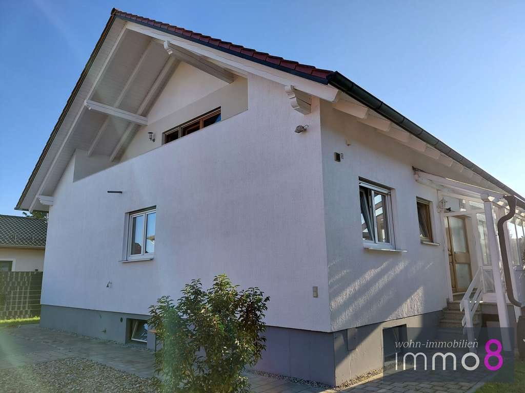 Immobilie in Karlskron - Natur pur bei Ingolstadt - Ruhige DG-Wohnung mit 3 Zimmern - Bild 0