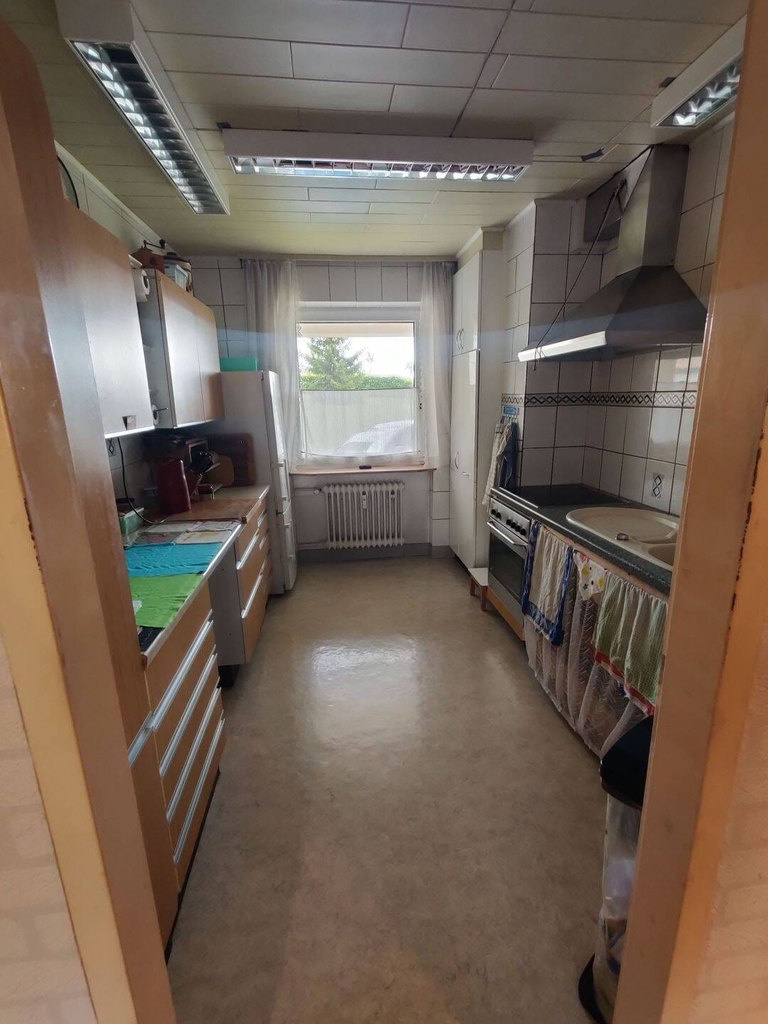 Immobilie in Wildberg - Günstig, Ideal für Senioren oder Familie mit Kind !!! Gepflegte 3 Zi. ETW, Loggia, Garagenplatz in Wildberg - Bild 3