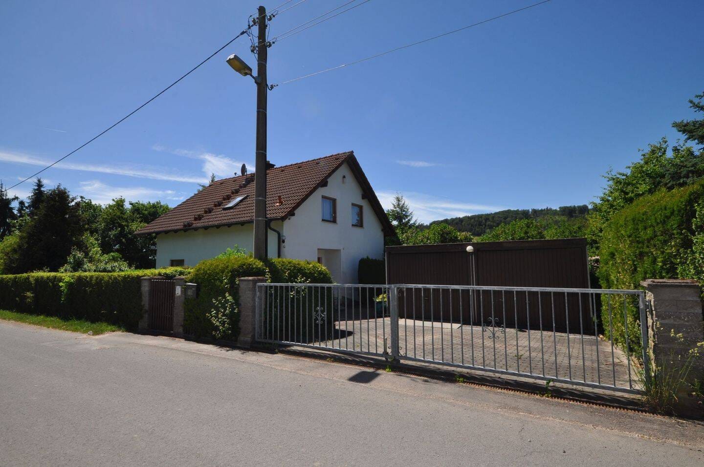 Immobilie in Lengfeld - Freistehendes Einfamilienhaus am Ortsrand von Lengfeld - Bild 0