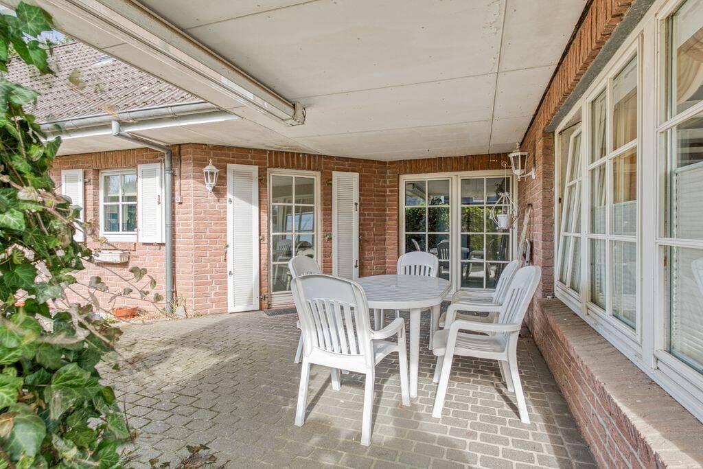 Immobilie in Hohenaspe - Großzügiges Einfamilienhaus in Feldrandlage in 25582 Hohenaspe - Bild 1
