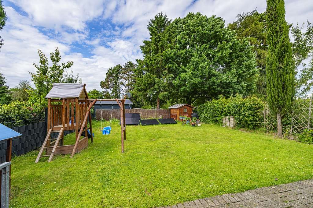 Immobilie in Korschenbroich - Vermietetes Zweifamilienhaus in Korschenbroich-Steinforth – Investition mit Option zur Eigennutzung - Bild 1