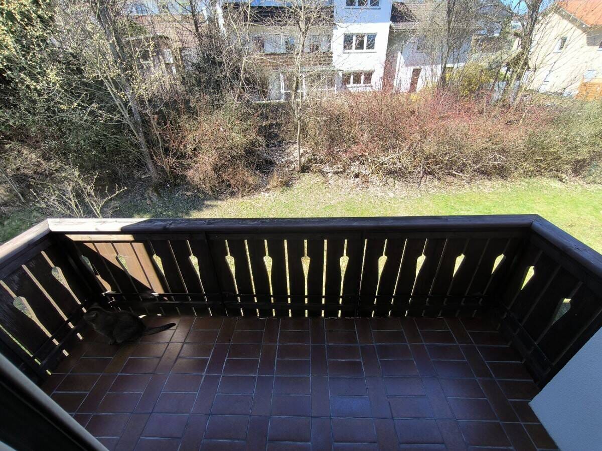 Immobilie in Regen - 2 - Zimmer ETW mit Carport in der Kreisstadt Regen "bezahlbarer Wohnraum" Kaufpreis 70.000,00 € - Bild 2