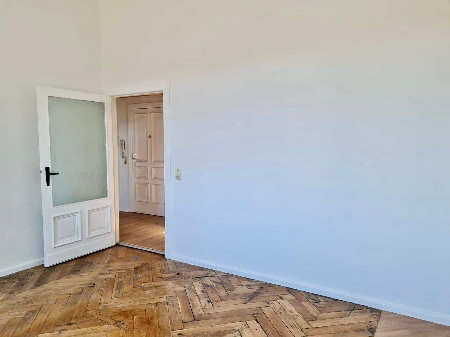 Immobilie in Halle (Saale) - Top-Rendite! Villa mit 4 Wohneinheiten in Bahnhofsnähe - Bild 4
